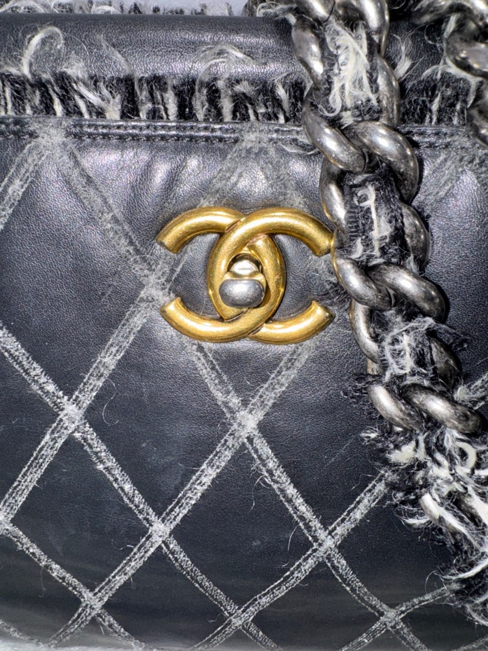 Chanel Large Tweedy Tote Bag~EUC - Picture 6 of 16